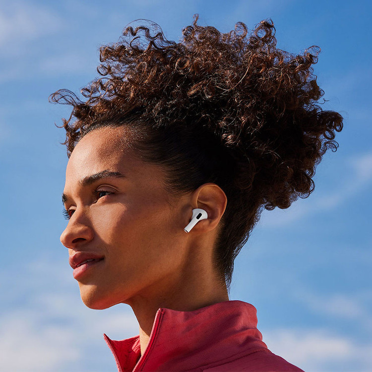 هدفون بلوتوثی اپل مدل AirPods 4 فاقد قابلیت نویز کنسلینگ، درگاه شارژ USB Type-C،